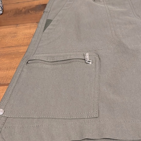 Daily Sport Born in Sweden golf skort - Picture 4 of 10